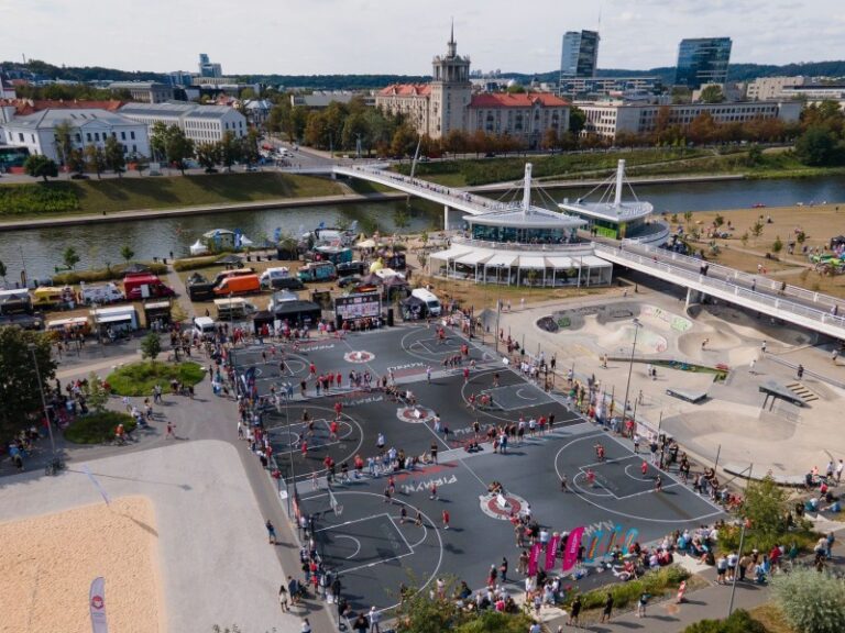 Baltojo tilto aikštynas iš oro (2024 m.)