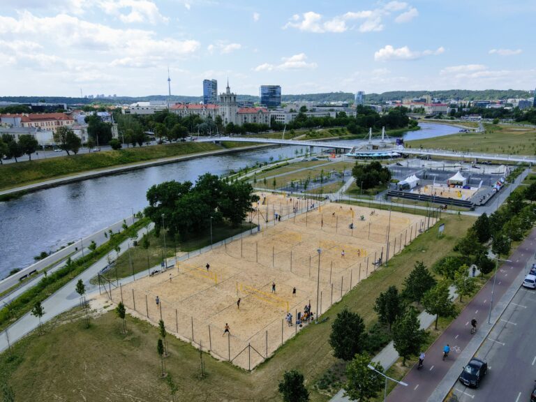 Paplūdimio tinklinio aikštelės